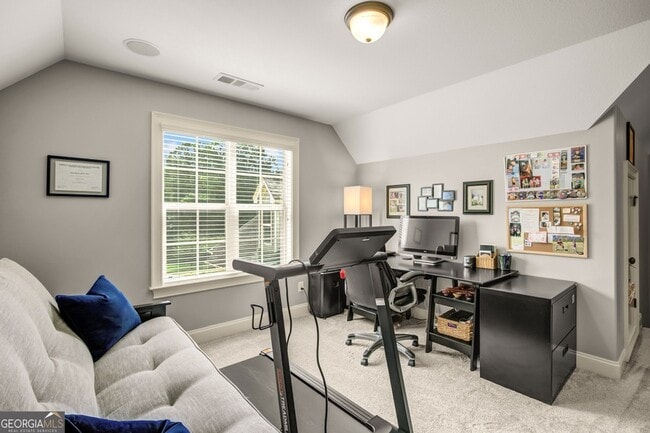 Building Photo - 75 Drews Ridge Dr