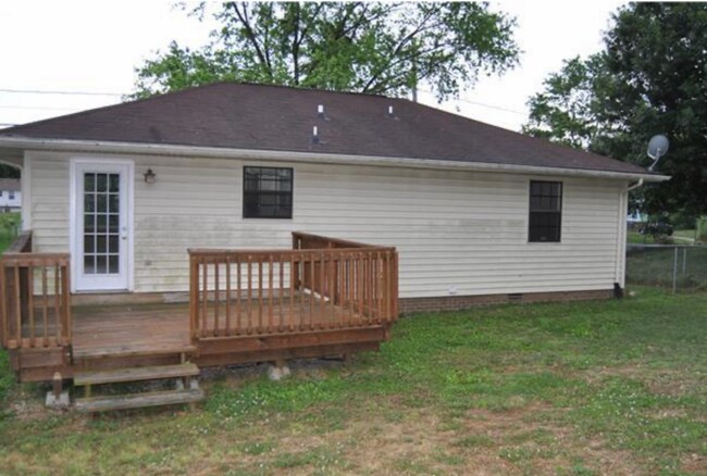 Building Photo - 217 Al Oerter Dr