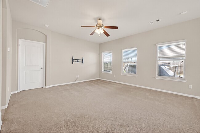 Building Photo - 19662 Little Pine Ln