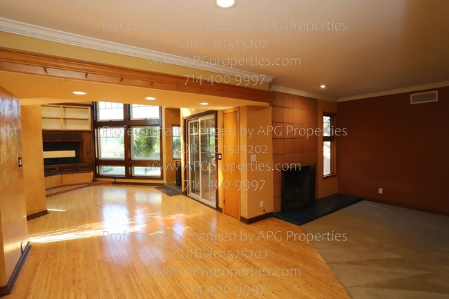 Building Photo - 5411 Park Ave
