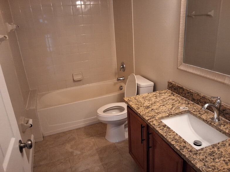 Building Photo - 4401 Sweet Maple Ln