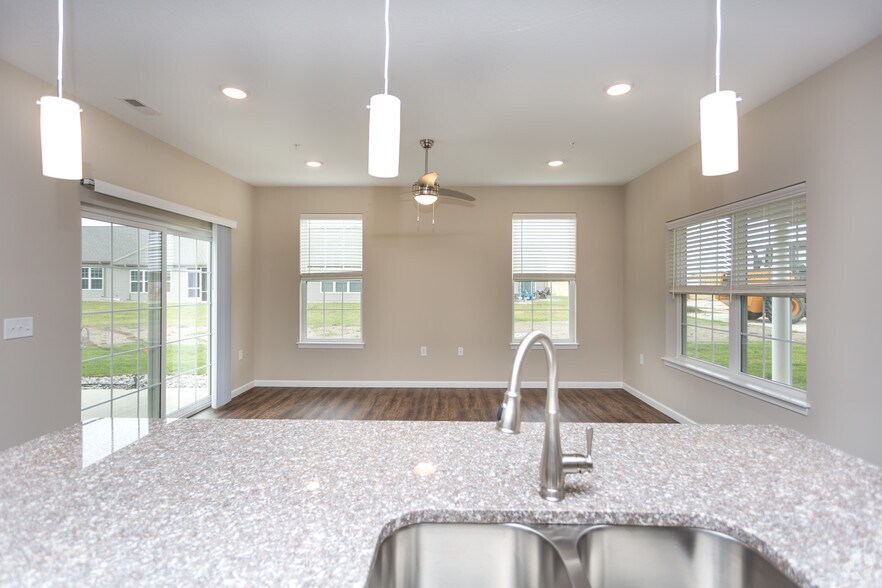 Redwood Fort Wayne Noyer Road 14134 Brafferton Pky Fort Wayne IN