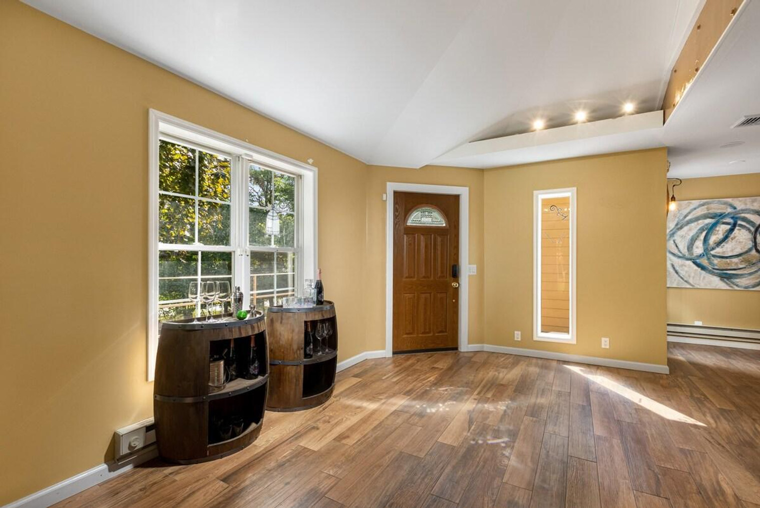 Building Photo - 338 Clove Rd