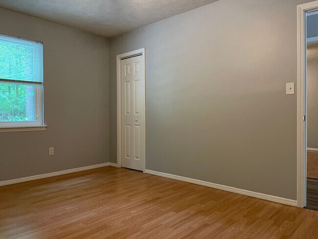 Building Photo - 117 Boulder Trail