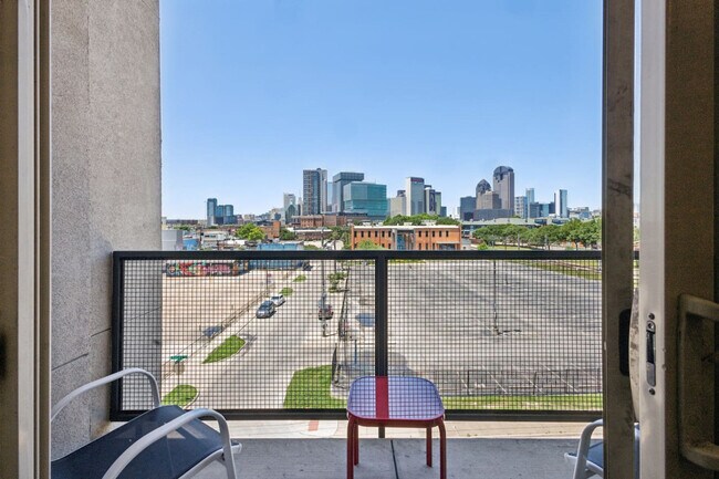 Building Photo - 2901 Indiana St