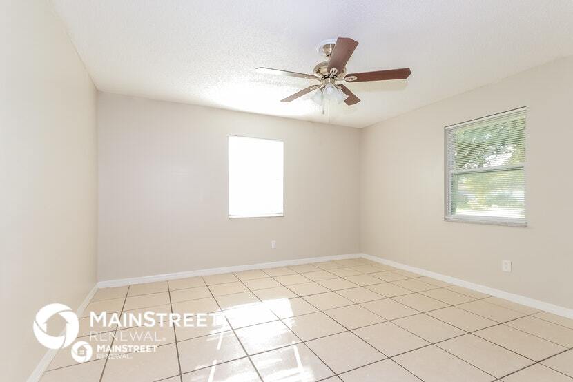 Building Photo - 6802 Santa Clara Blvd