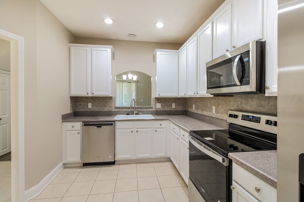 Building Photo - 3819 Lavista Cir