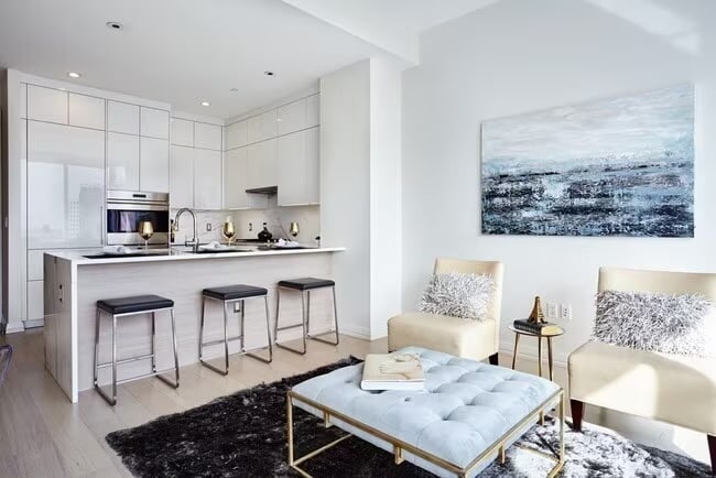 Building Photo - 355 Congress St