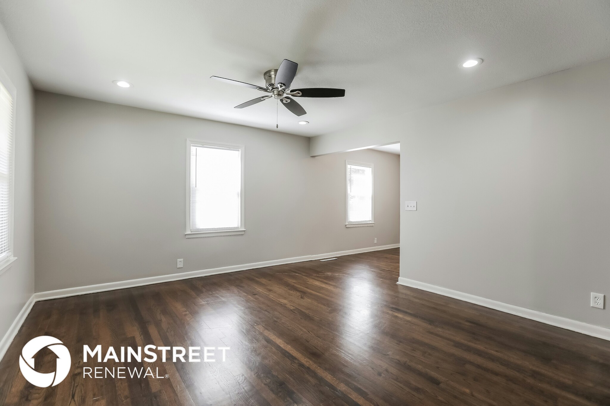 Building Photo - 7712 Oak St