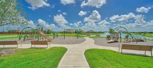 Building Photo - 9710 Autumn River Ln