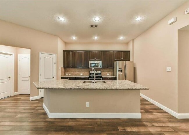 Building Photo - 15214 Keystone Bend Ln
