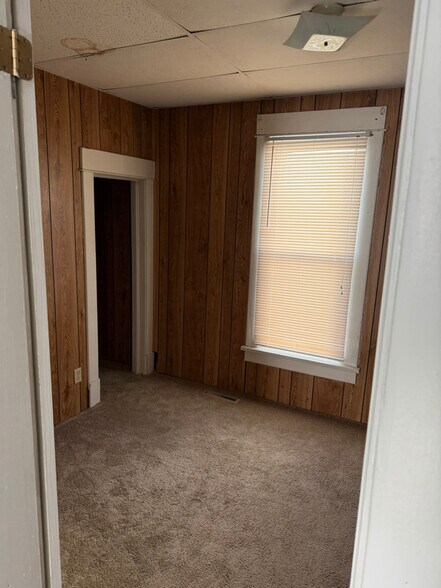 Building Photo - 911 SW 62nd St