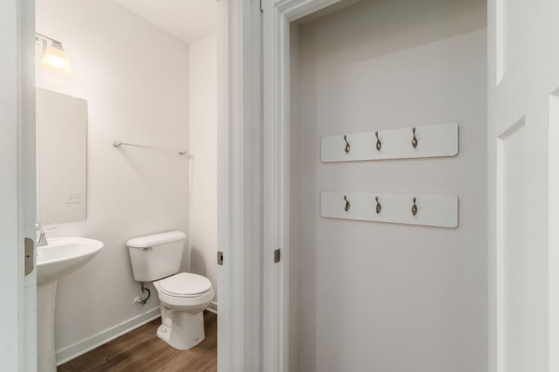 Building Photo - 2719 McHenry Dr