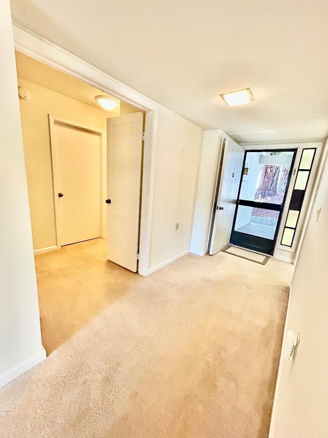 Building Photo - 5138 Cribari Pl