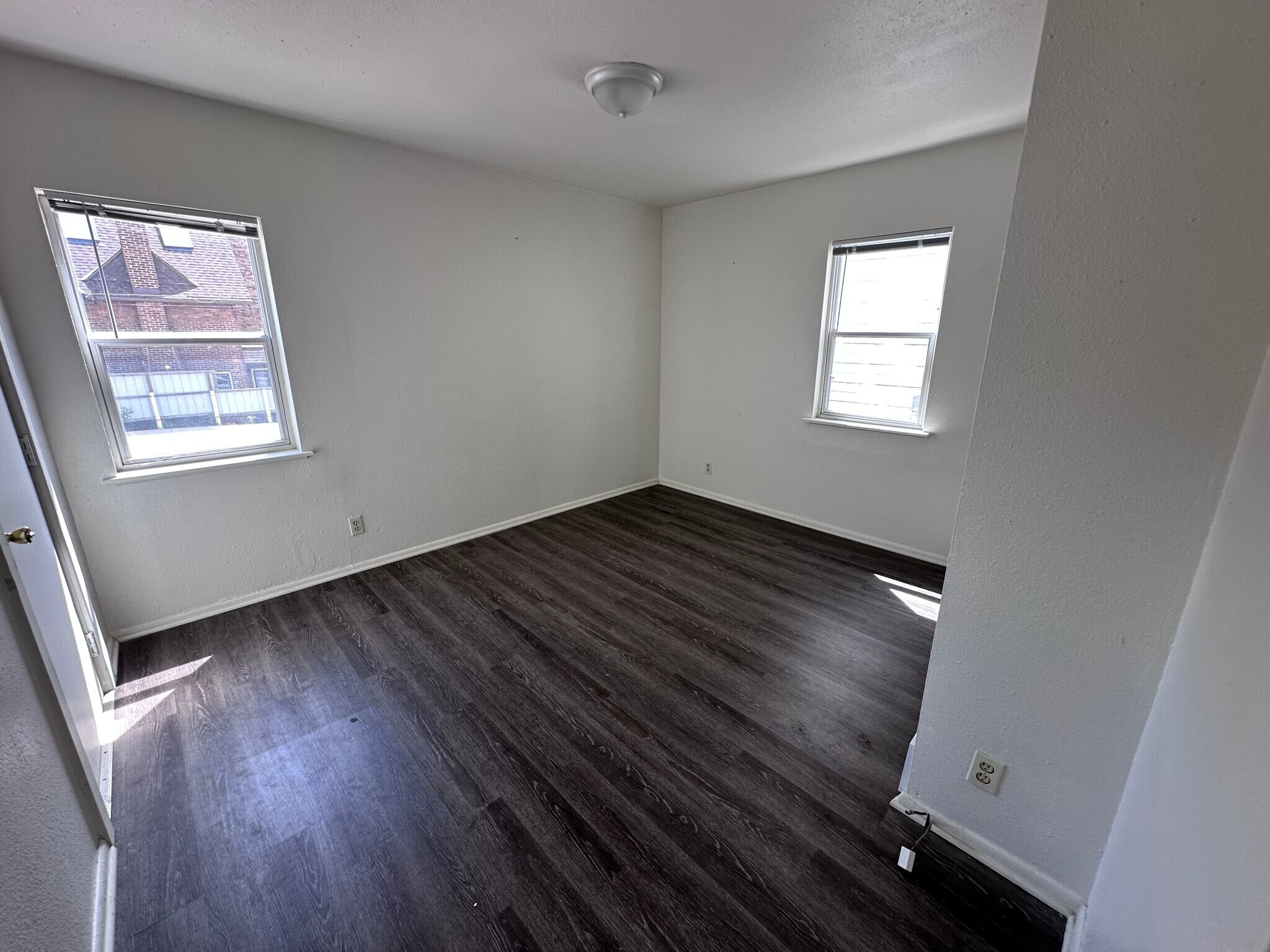 Building Photo - 1602-1606-1606 N Humboldt Ave