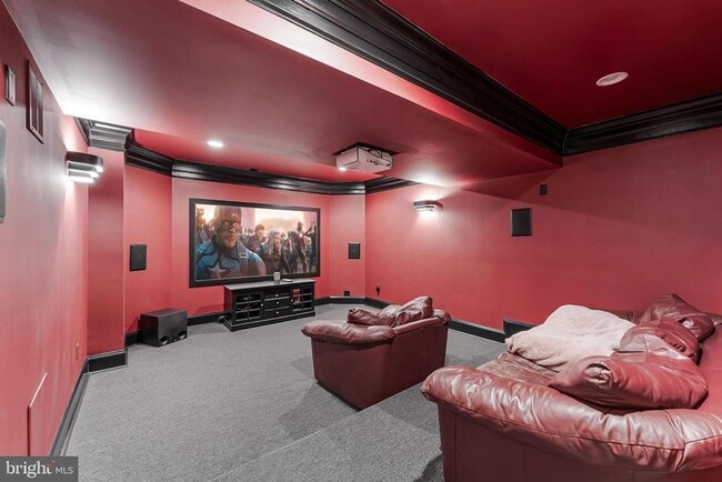 Building Photo - 829 Golden Arrow St