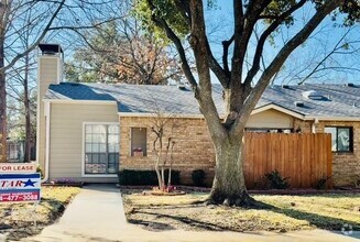 Building Photo - 2107 Cottage Oak Ln