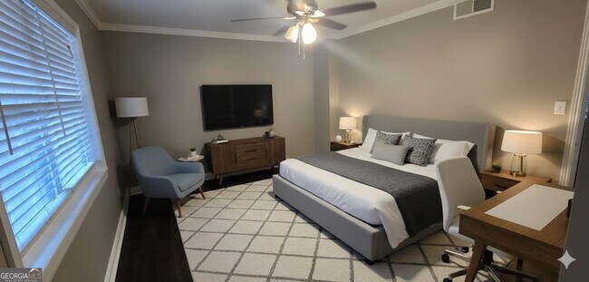 Building Photo - 21 Delmont Dr NE