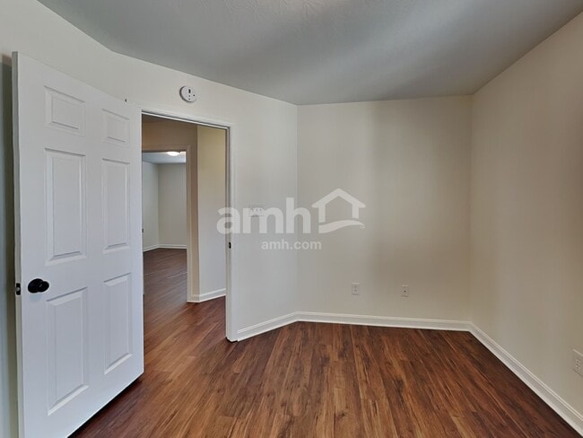 Building Photo - 5693 W Woods Edge Dr