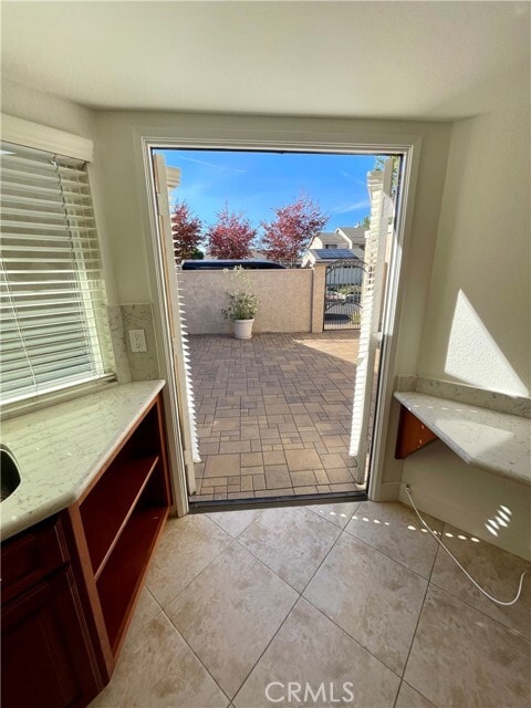 Building Photo - 28082 Palmetto Ct