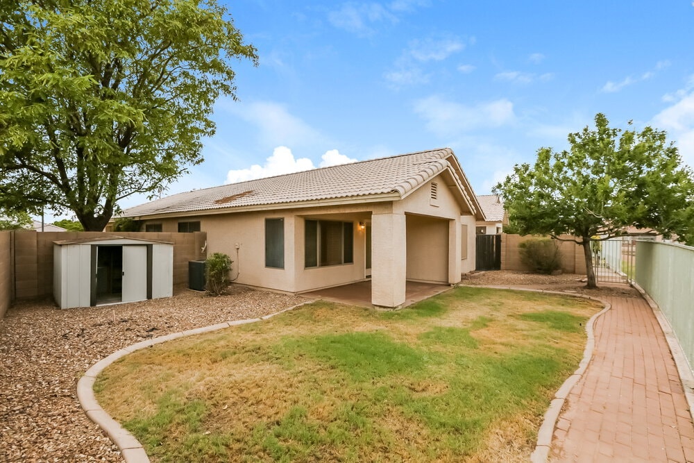 Building Photo - 2017 N 108th Dr