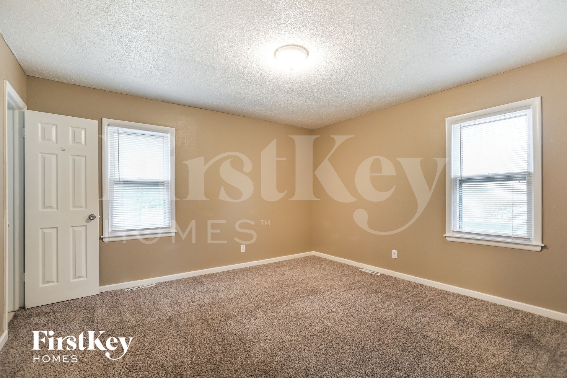 Building Photo - 9313 Fairwood Dr