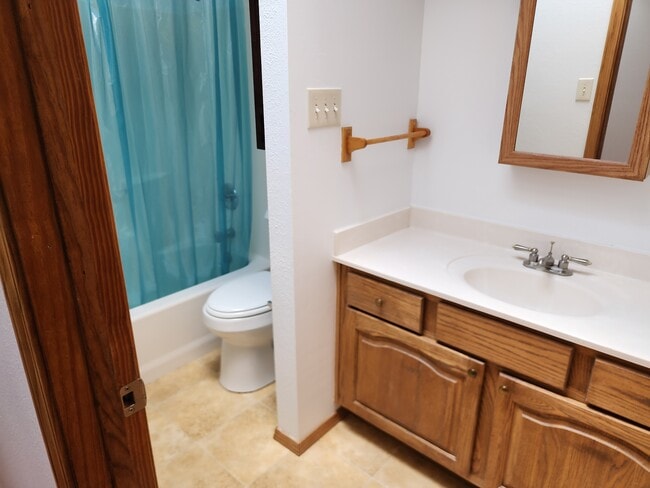 Building Photo - 1623 S Main St