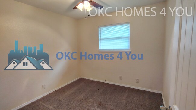 Building Photo - Move In Special!  Enjoy living in Mustang!