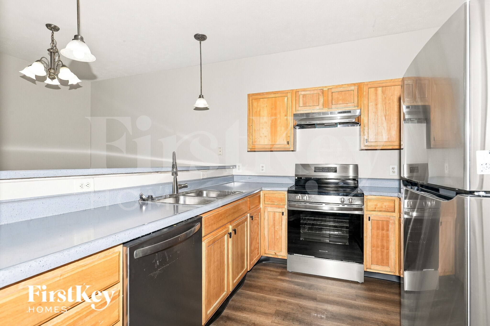 Building Photo - 10368 Platinum Dr