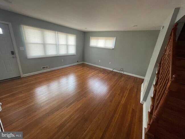 Building Photo - 3807 Bowers Ave