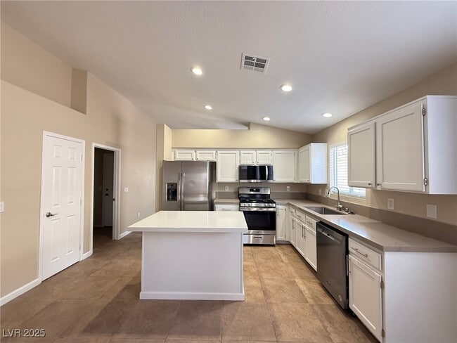 Building Photo - 4905 Athens Bay Pl