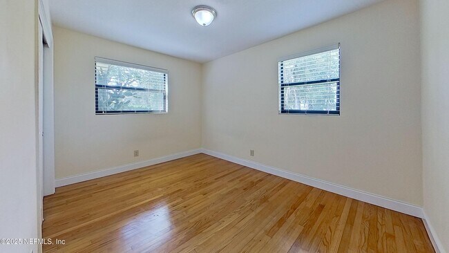 Building Photo - 5148 Floral Bluff Rd