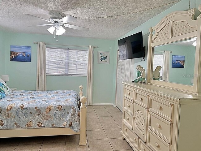 Building Photo - 4500 E Bay Dr