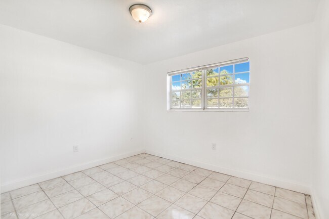 Building Photo - 111 NW 152nd St