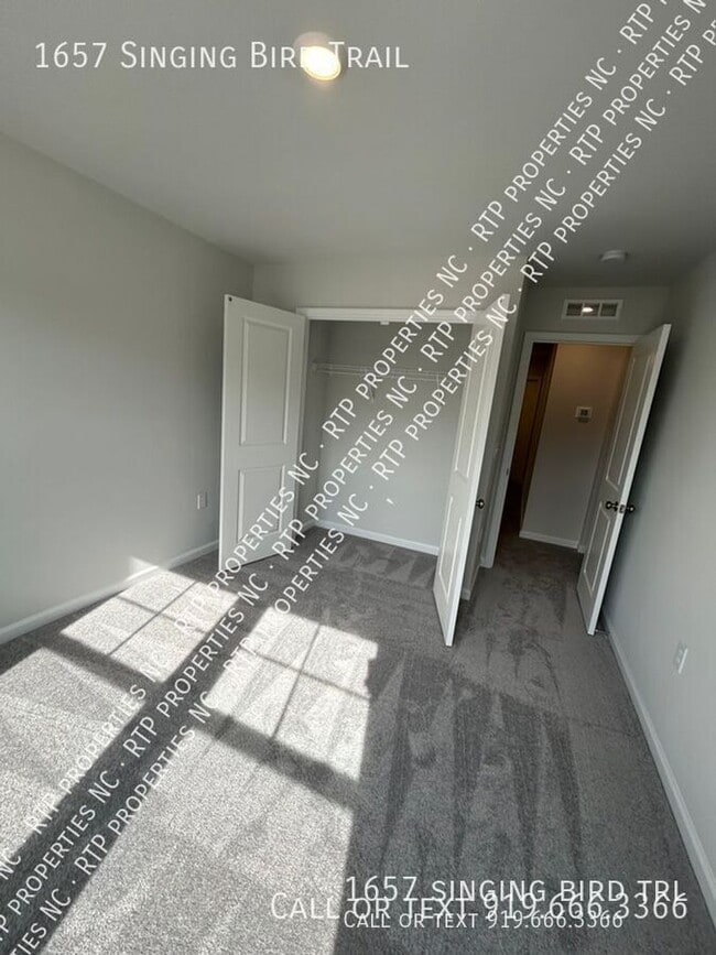 Building Photo - 1657 Singing Bird Trl