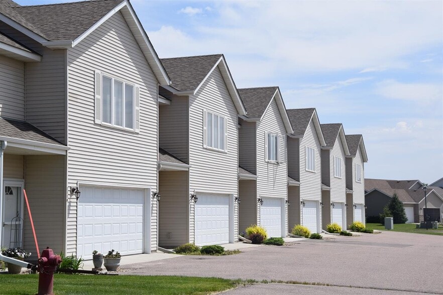 Building Photo - 2154 Willow Trail