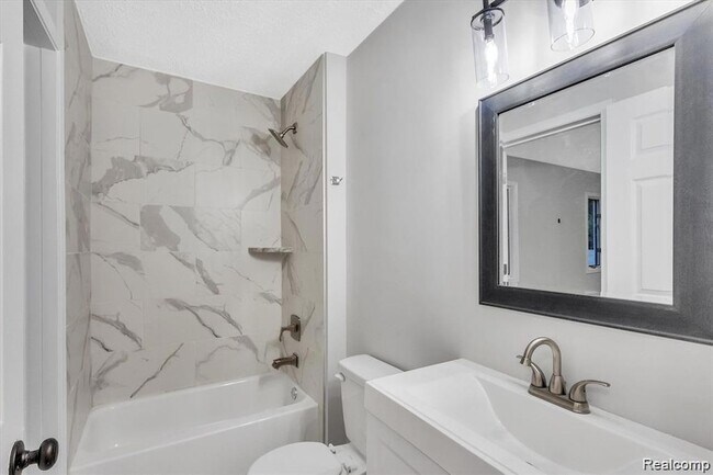 Building Photo - 3134 Harvard Rd