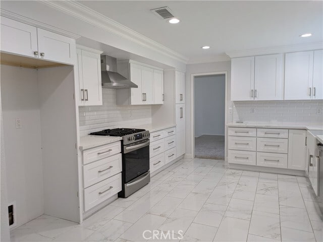 Building Photo - 7053 Palm Dr