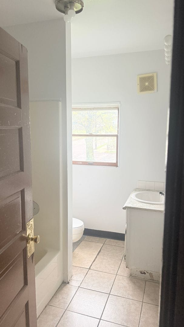 Building Photo - 501/503 S walnut St