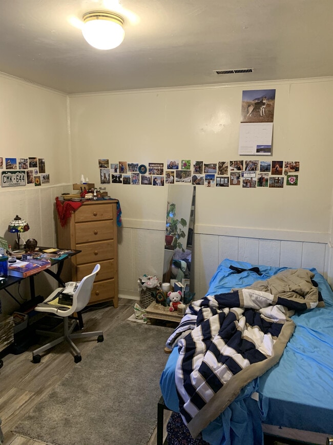 Building Photo - 606 Spartan Ave