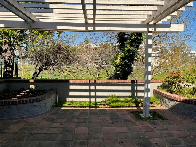 Building Photo - 19 Tiburon Ct