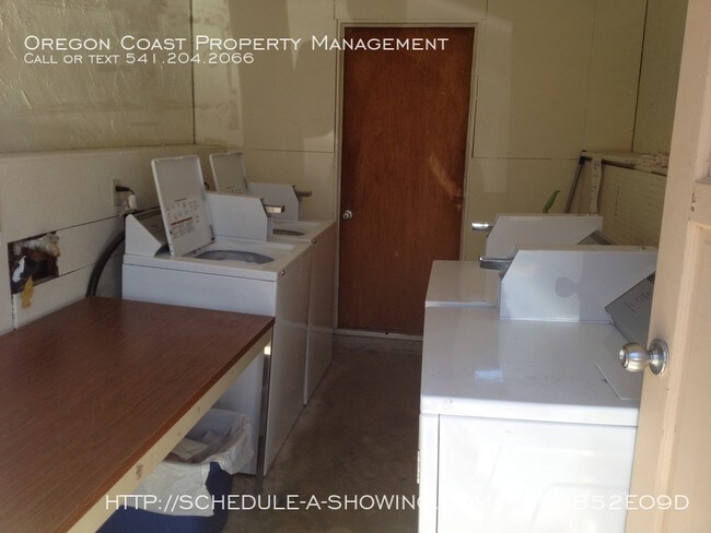 Building Photo - 4475 US-101