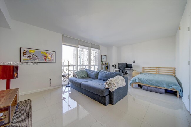 Building Photo - 50 Biscayne Blvd