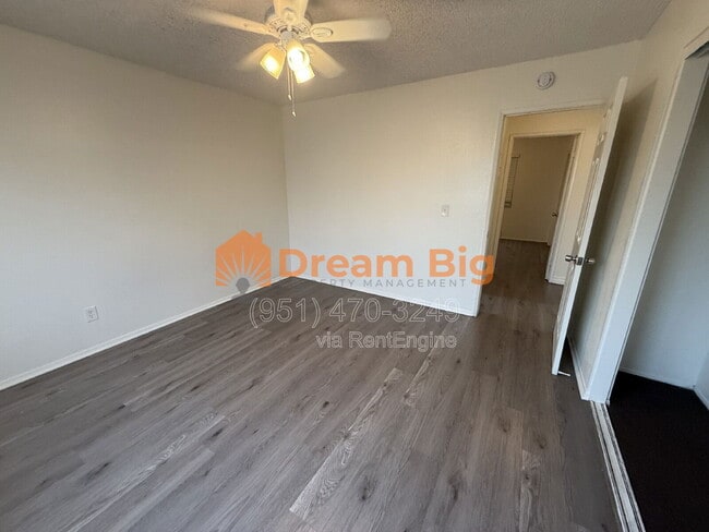 Building Photo - 245 Maryknoll Dr