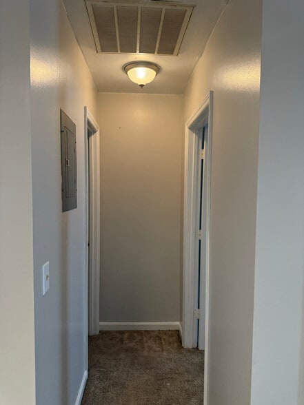 Building Photo - 1413 Grimes St