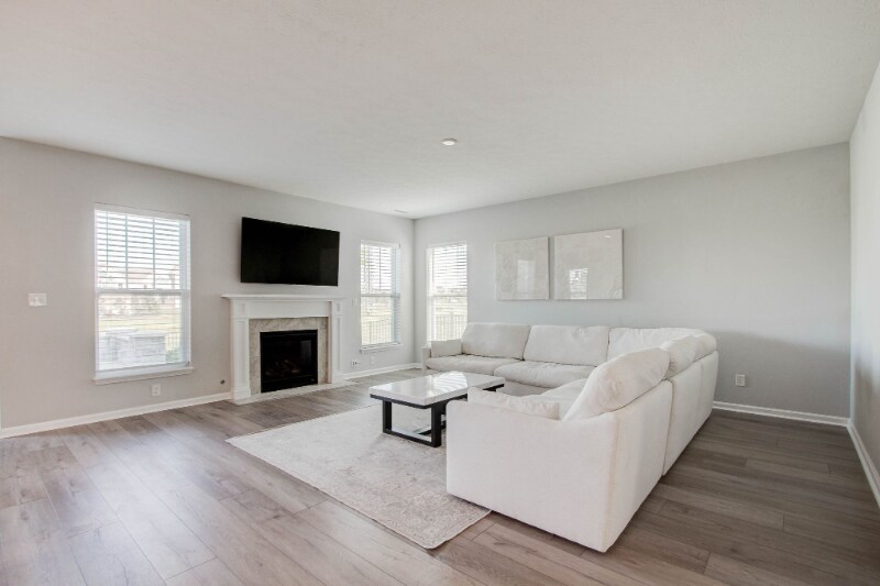 Building Photo - 6366 Sugar Maple Dr