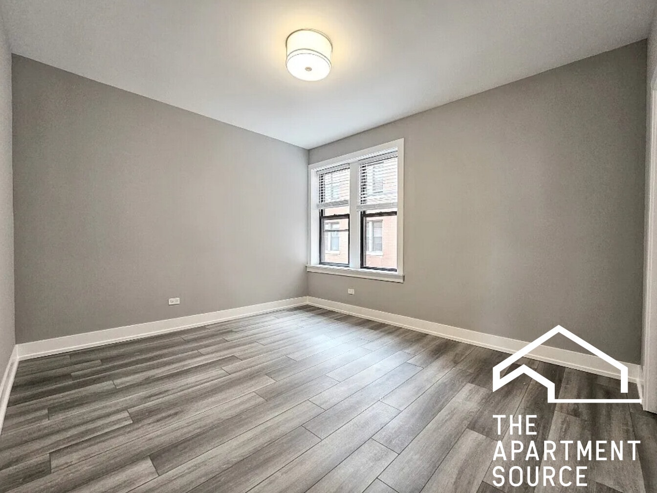 Building Photo - 3939 N Janssen Ave