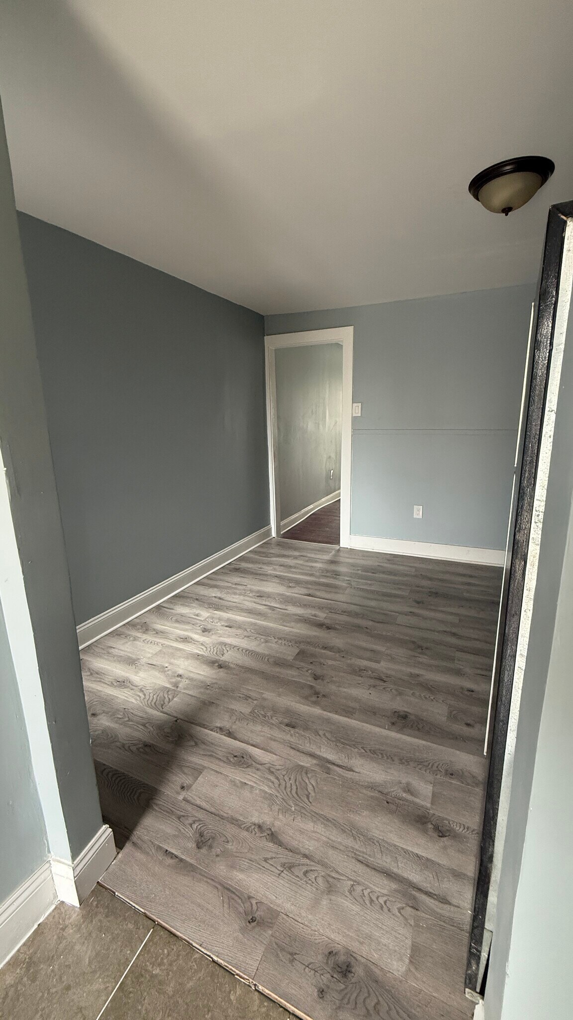 Building Photo - 1218 Drexel Ave