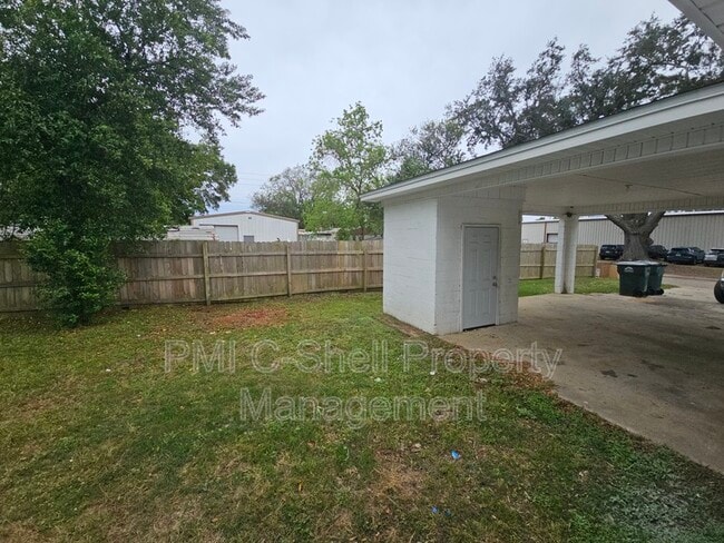 Building Photo - 3258 Peagler Plaza Rd