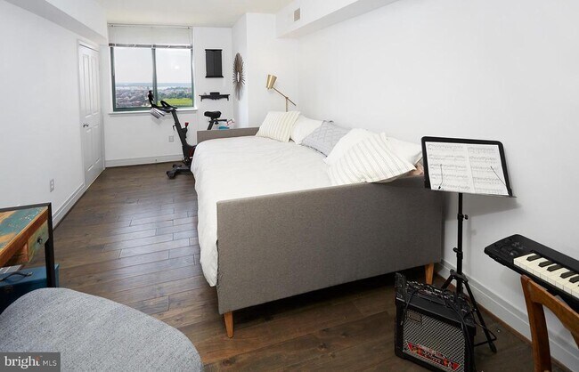 Building Photo - 414 Water St